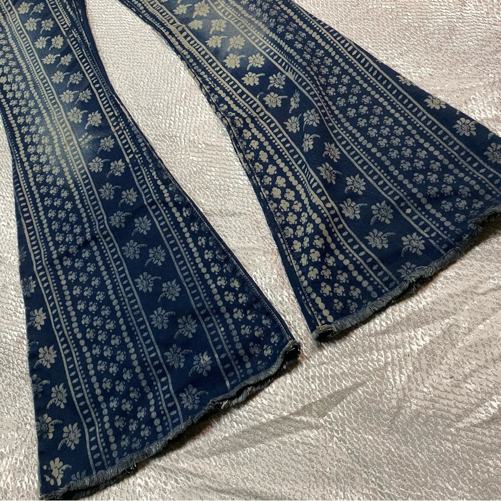 Free People Floral Bell Bottom Jeans - Picture 2 of 8
